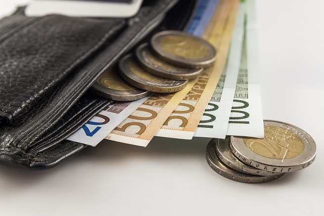 Του μήνα τα επιδόματα… που έχουν Ζήτηση και γίνεται Συζήτηση!!!! Market Pass & ΚΟΤ